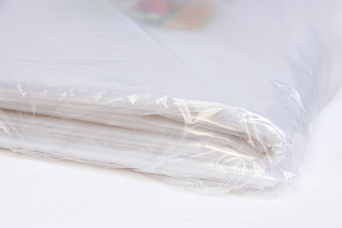 Купить Полиэтиленовая пленка, нарезка 200 МКМ п/э 1 сорта ширина - 6 м (60 кв.м) в Москве